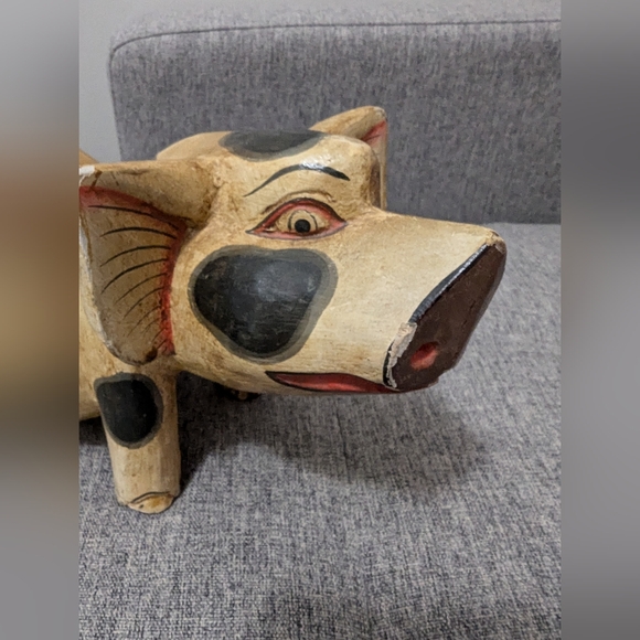 Market pig. Folk Art. Vintage. 12 inches long and 6 inches high. Spotted. GUC. - Picture 6 of 8